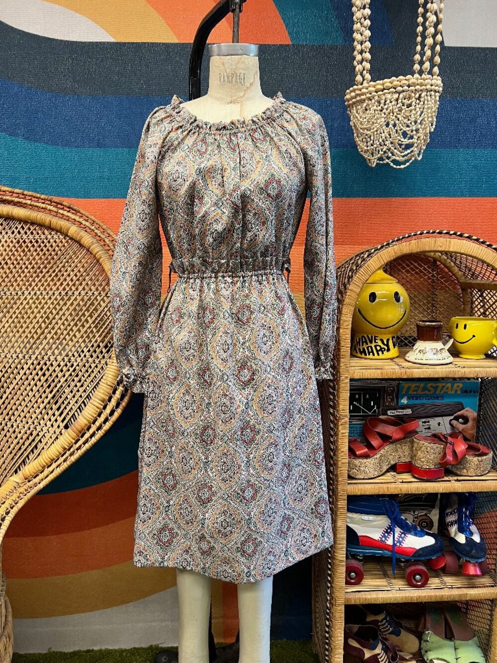 EUC Jerrie Lurie Vintage 70s Lightweight Geometric Print Midi Dress 8 Medium
